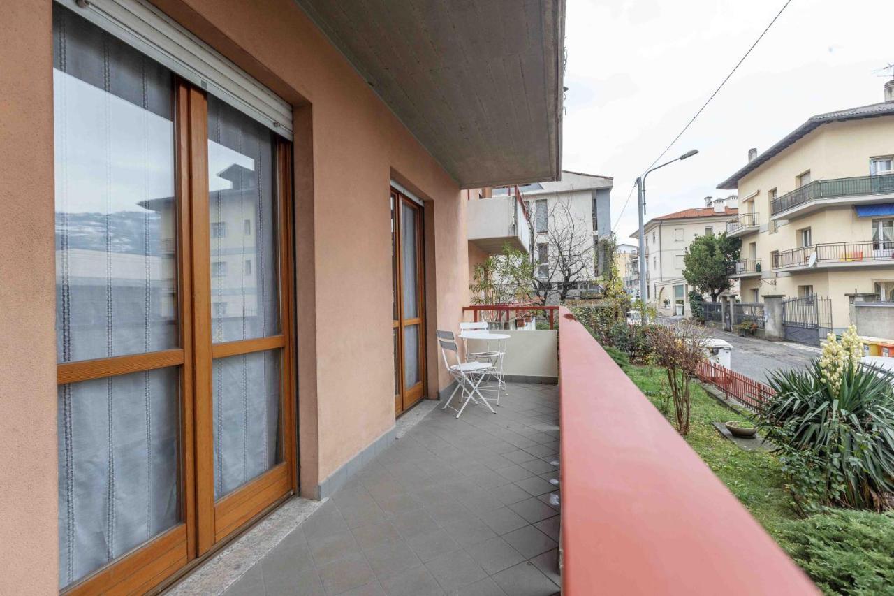Casa Alpina - Appartamento Aosta Dış mekan fotoğraf
