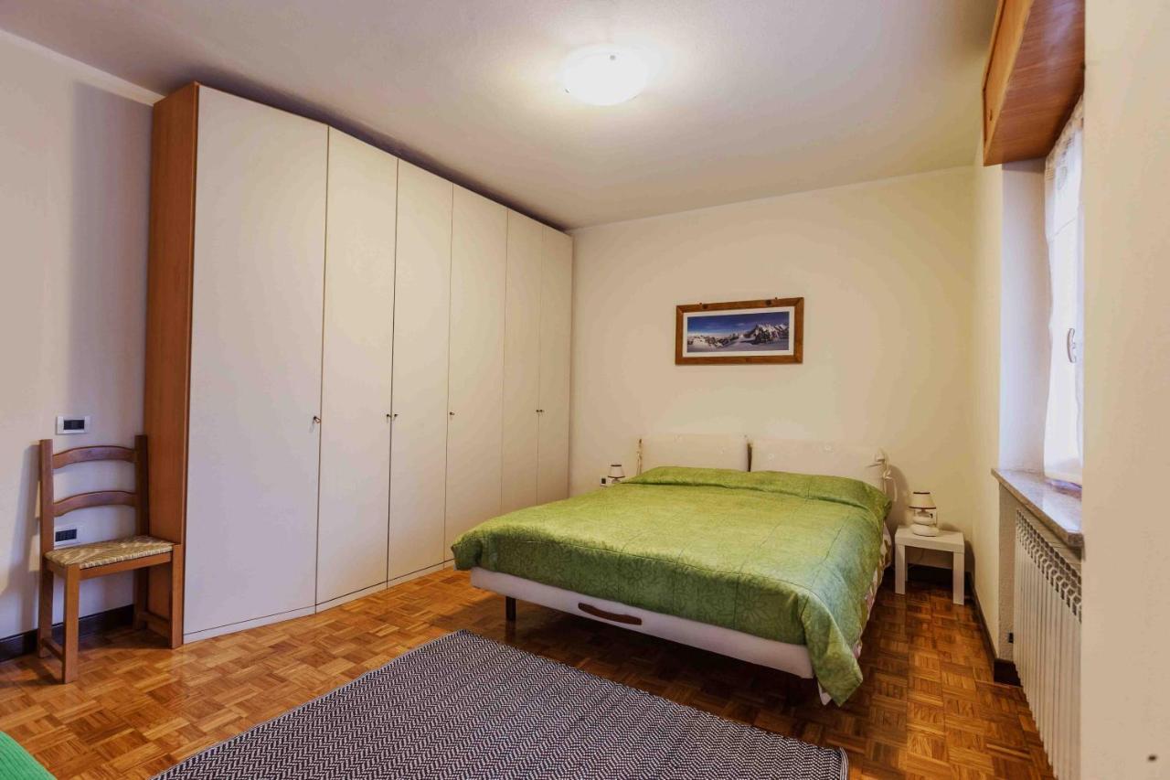 Casa Alpina - Appartamento Aosta Dış mekan fotoğraf